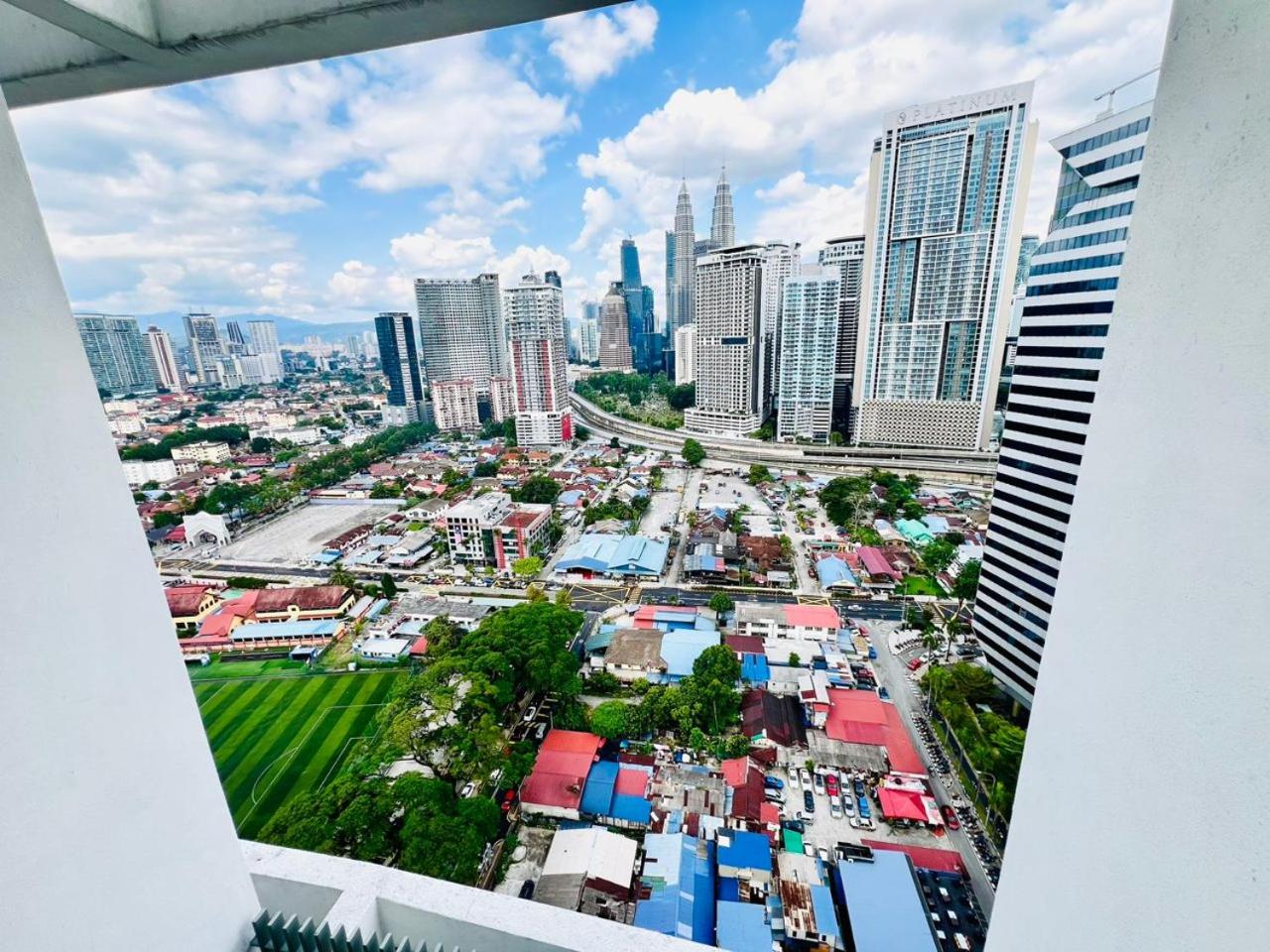 KLCC The Luxe Colony Skypool By Tasrifa