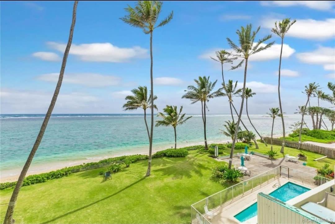 Luxury One-Bedroom Apartment with Ocean View view 2