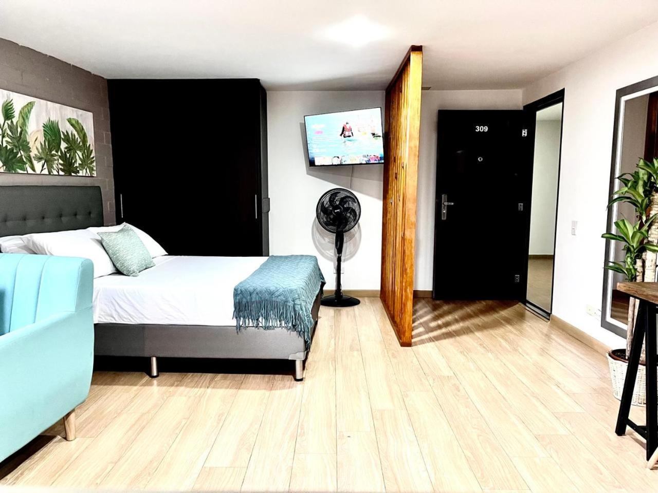 Moderno, LOFT iluminado en El Poblado