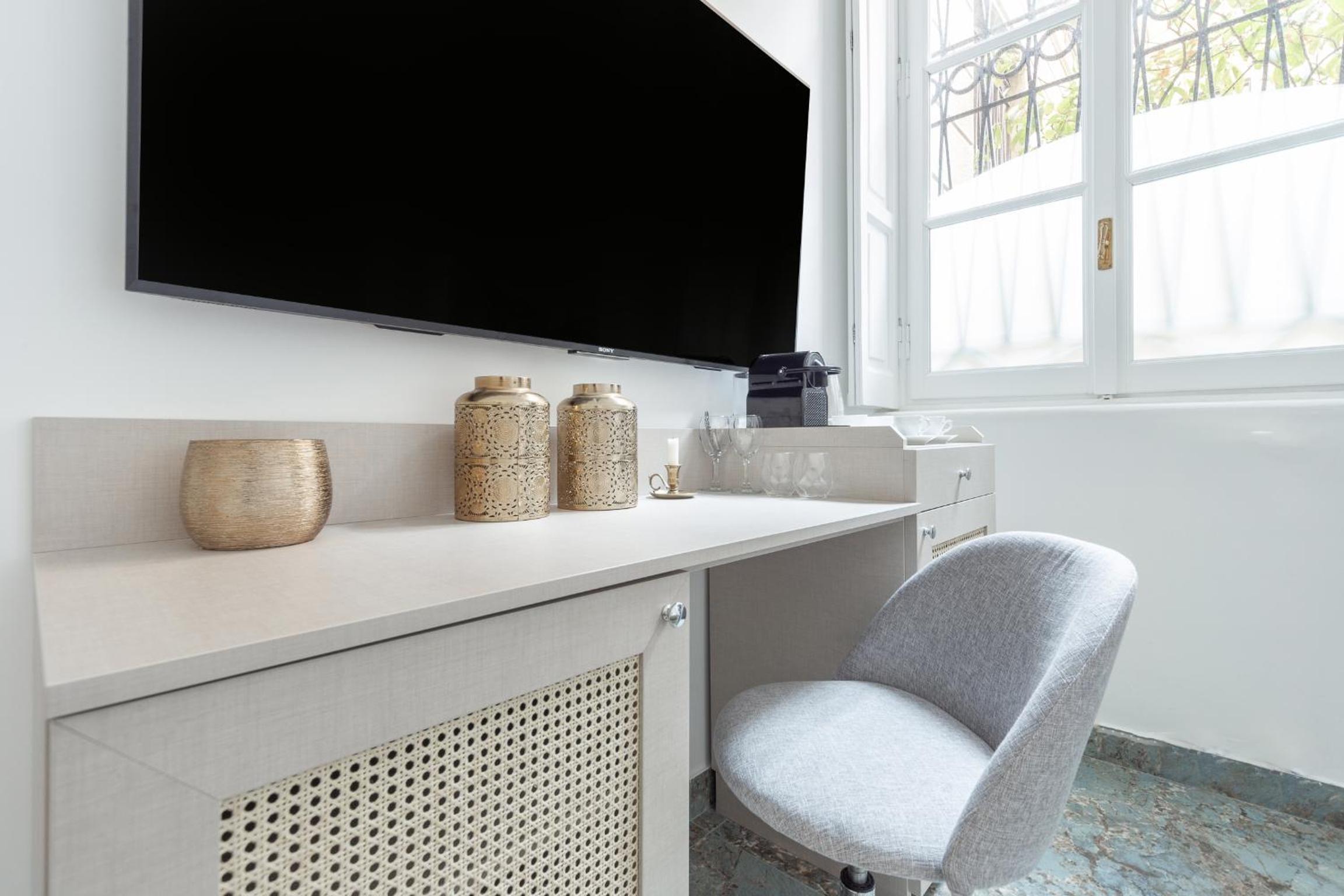 Duomo Smart Suites