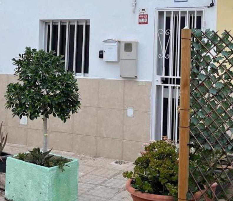 Quiet apartment with terrasa 5 min Playa Los Cristianos view 4