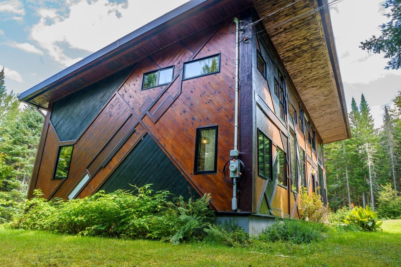 Le Sculptural Nature Escape, hot tub, Billiards