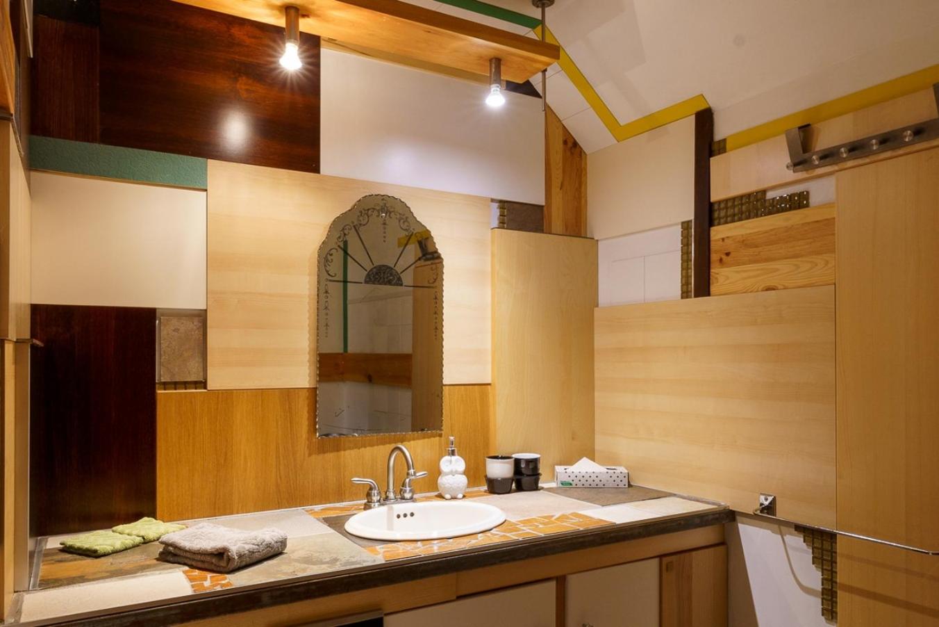 Le Sculptural Nature Escape, hot tub, Billiards