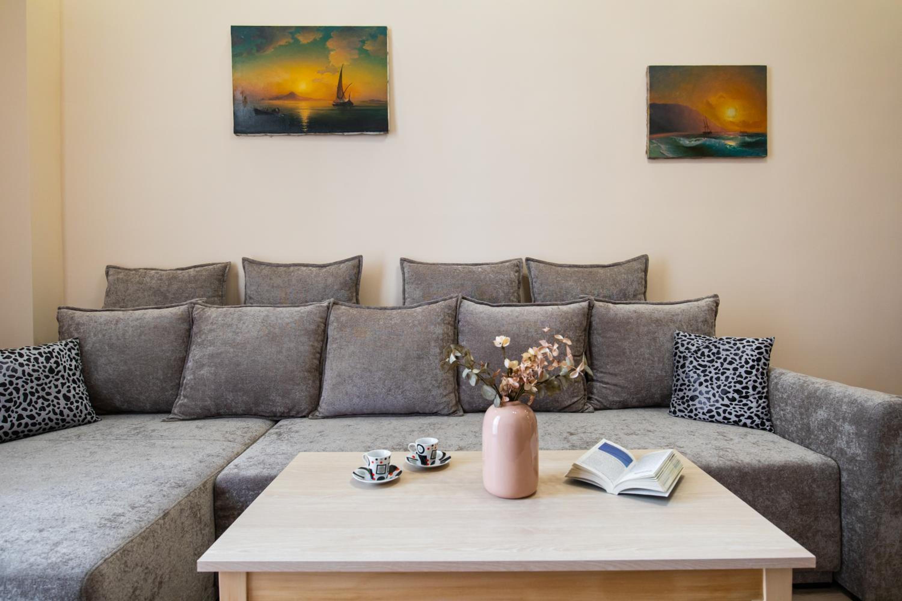 hotelise l Dvin Apartment