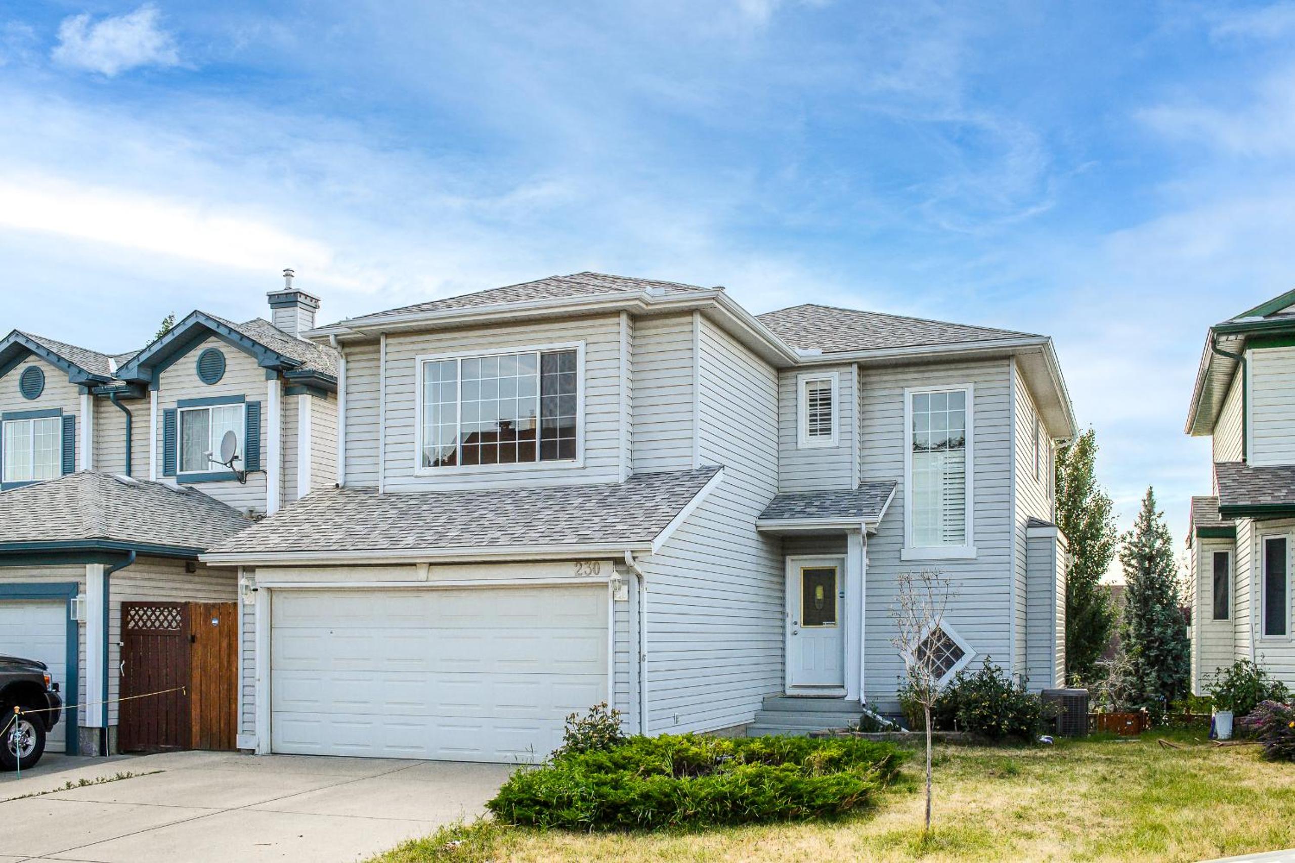 3BR3BA House with AC Pets OK
