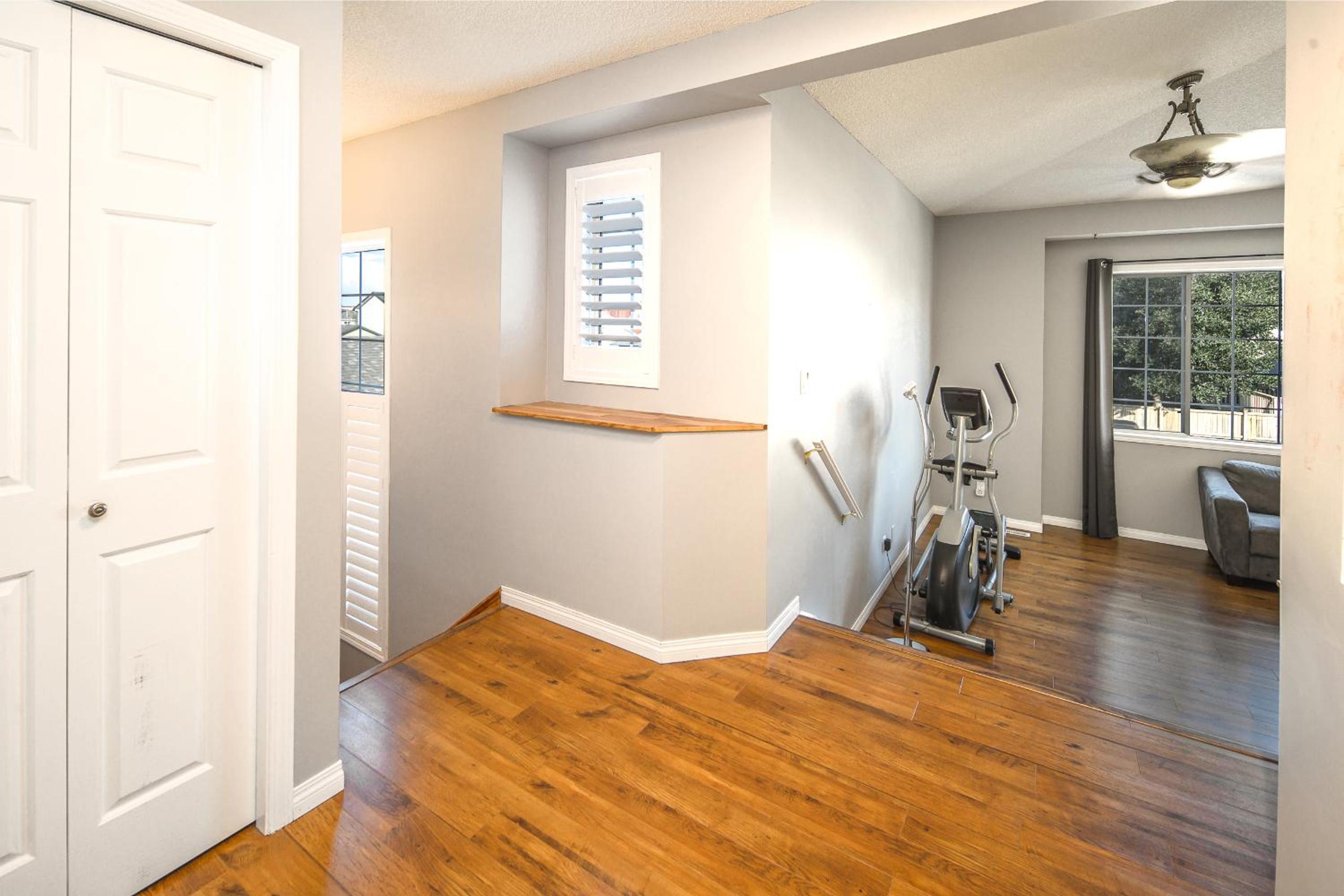 3BR3BA House with AC Pets OK