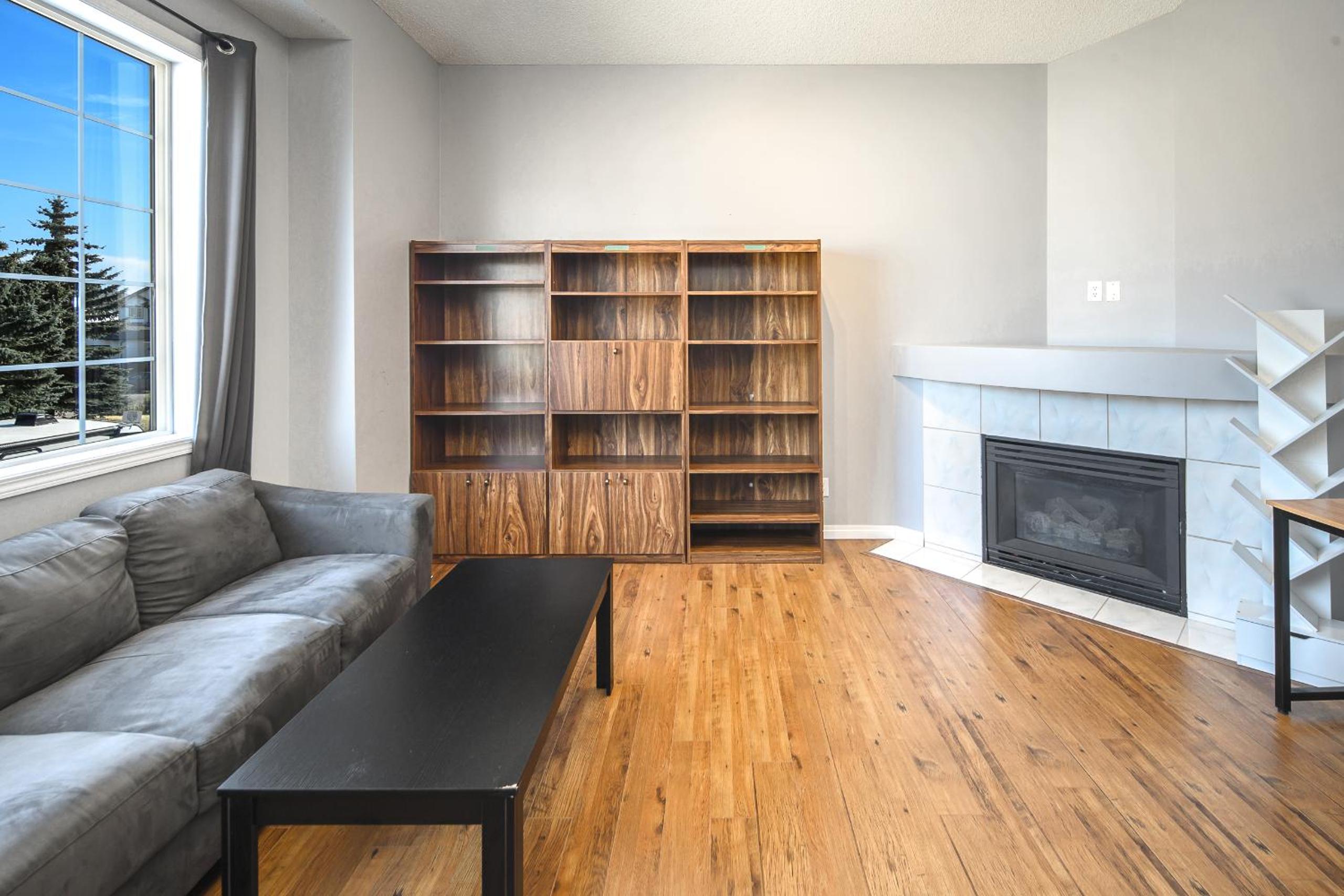 3BR3BA House with AC Pets OK