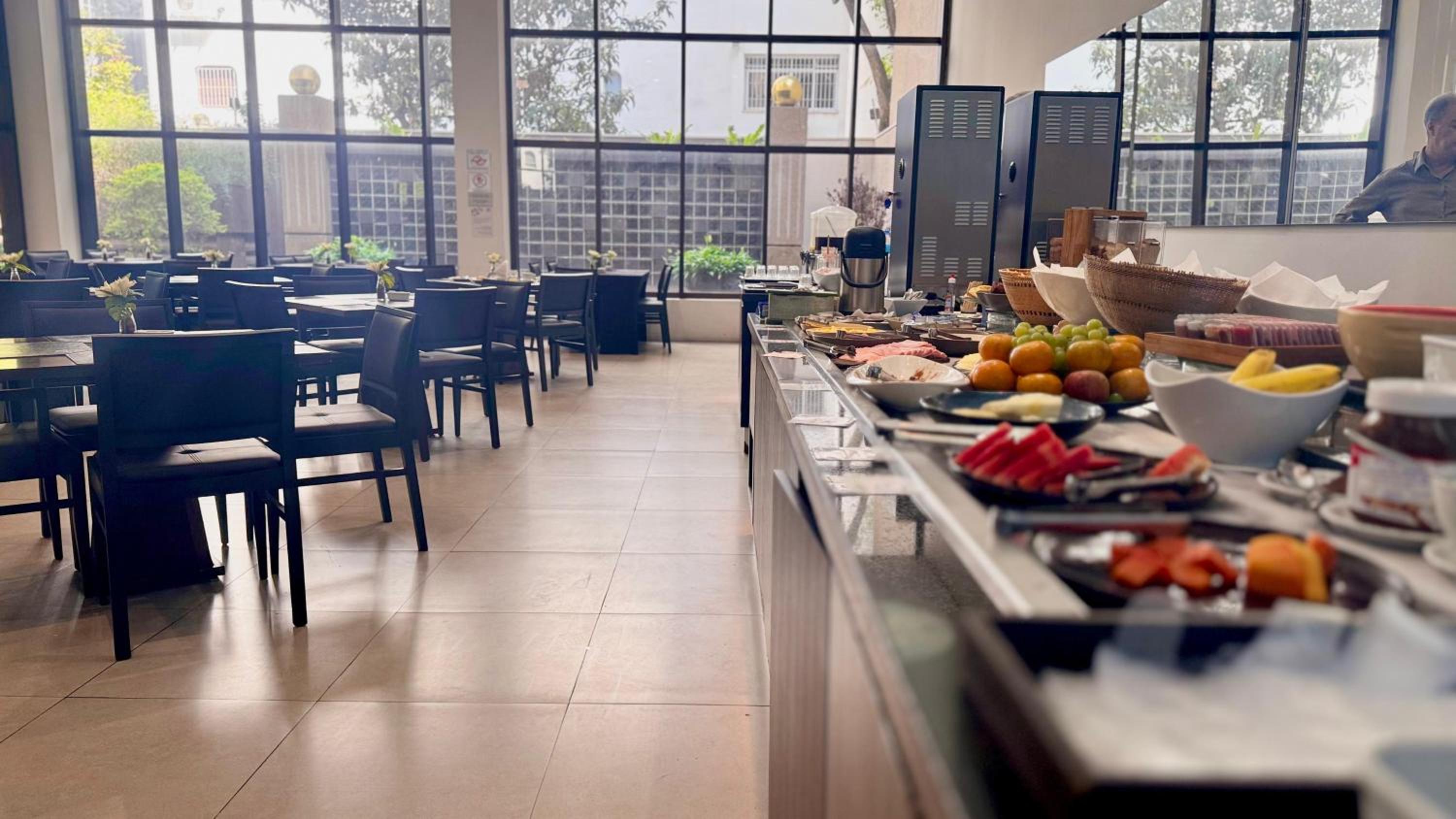 1308 - Rentaqui Hilton São Paulo Itaim