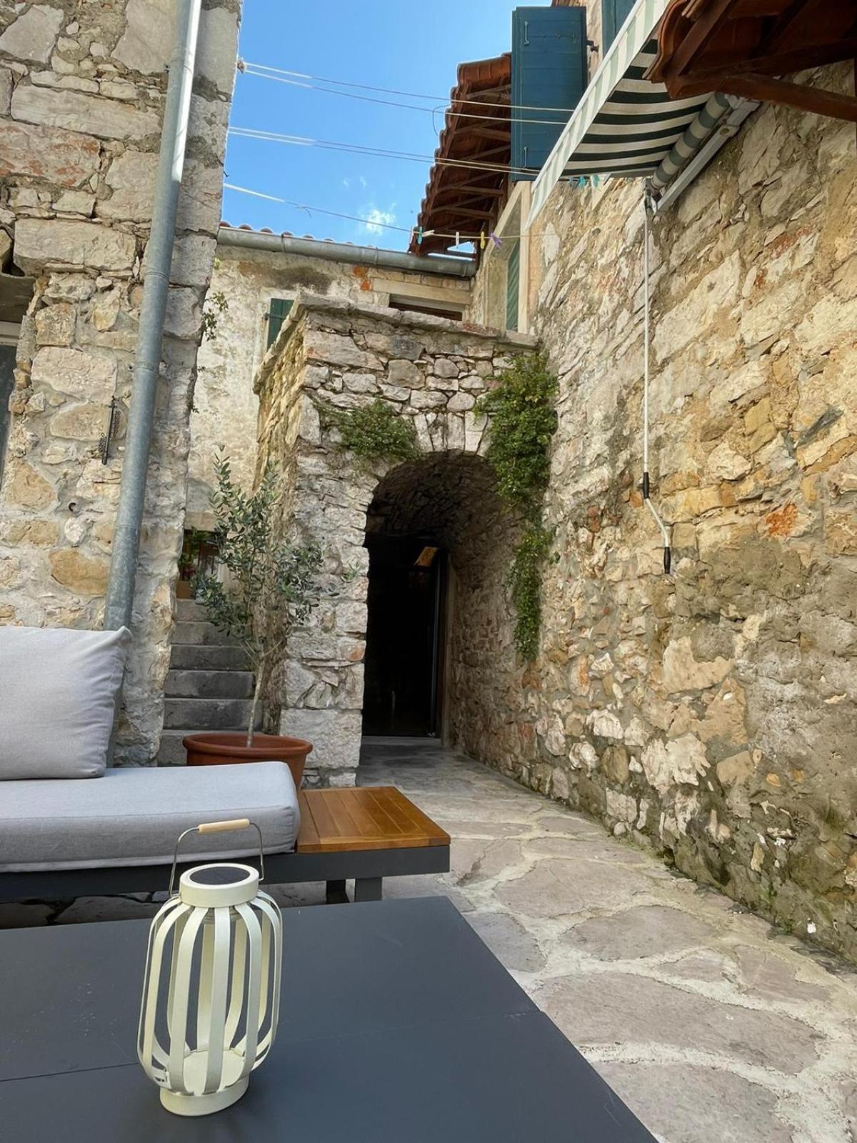 Casa Rustica view 2