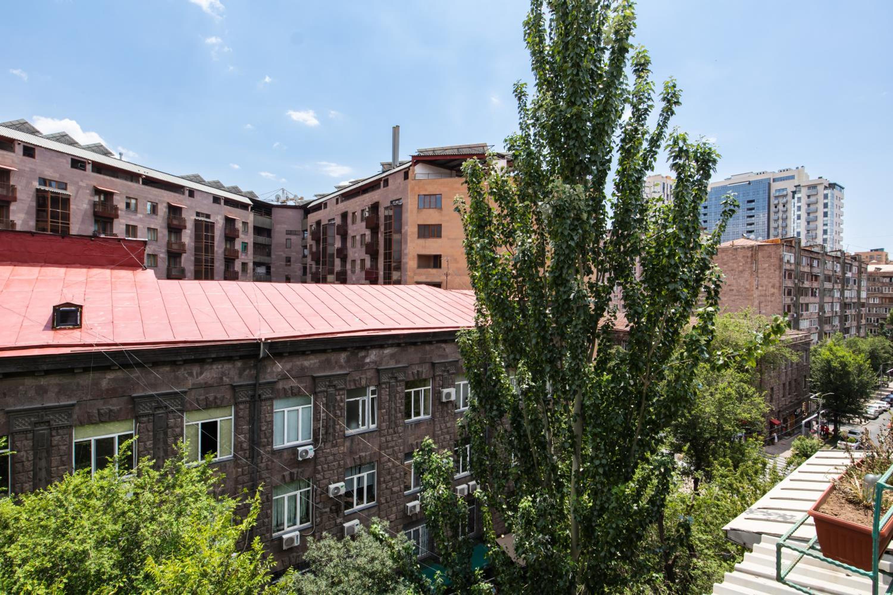hotelise I Emerald Apartment
