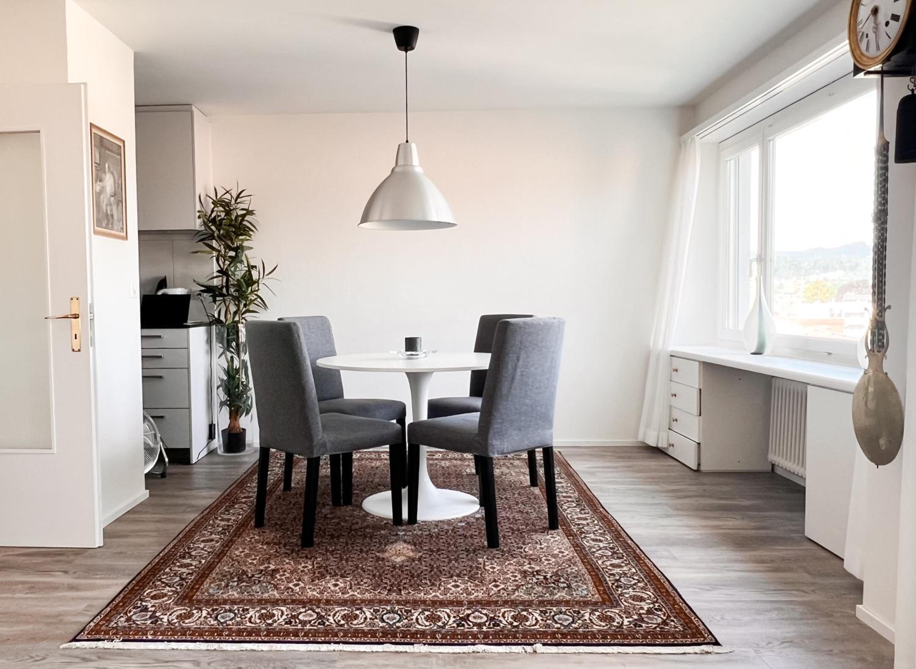 Moderne & helle Wohnung mit Netflix & Bergsicht
