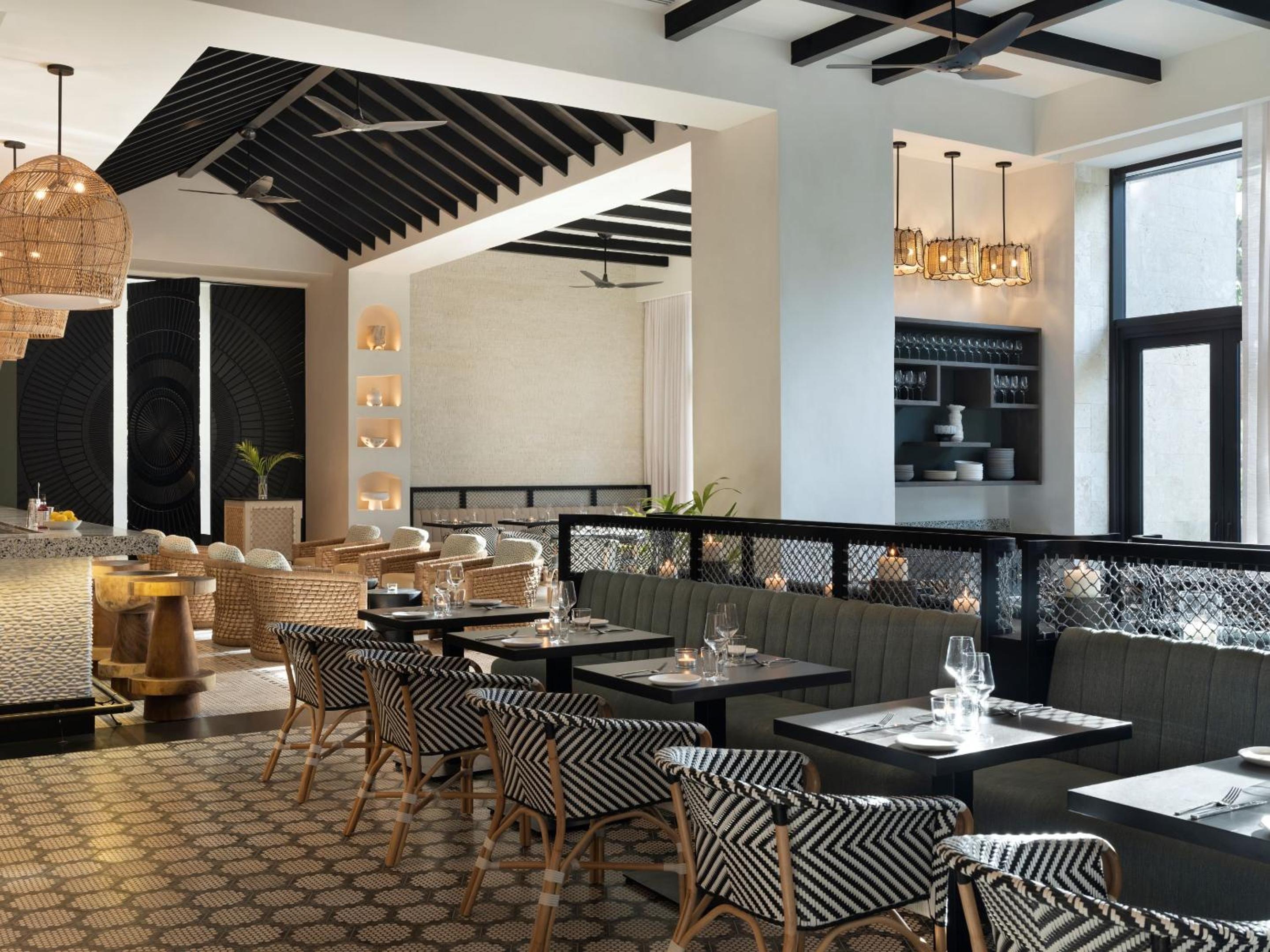Kimpton - Grand Roatan Resort and Spa - Photo 14