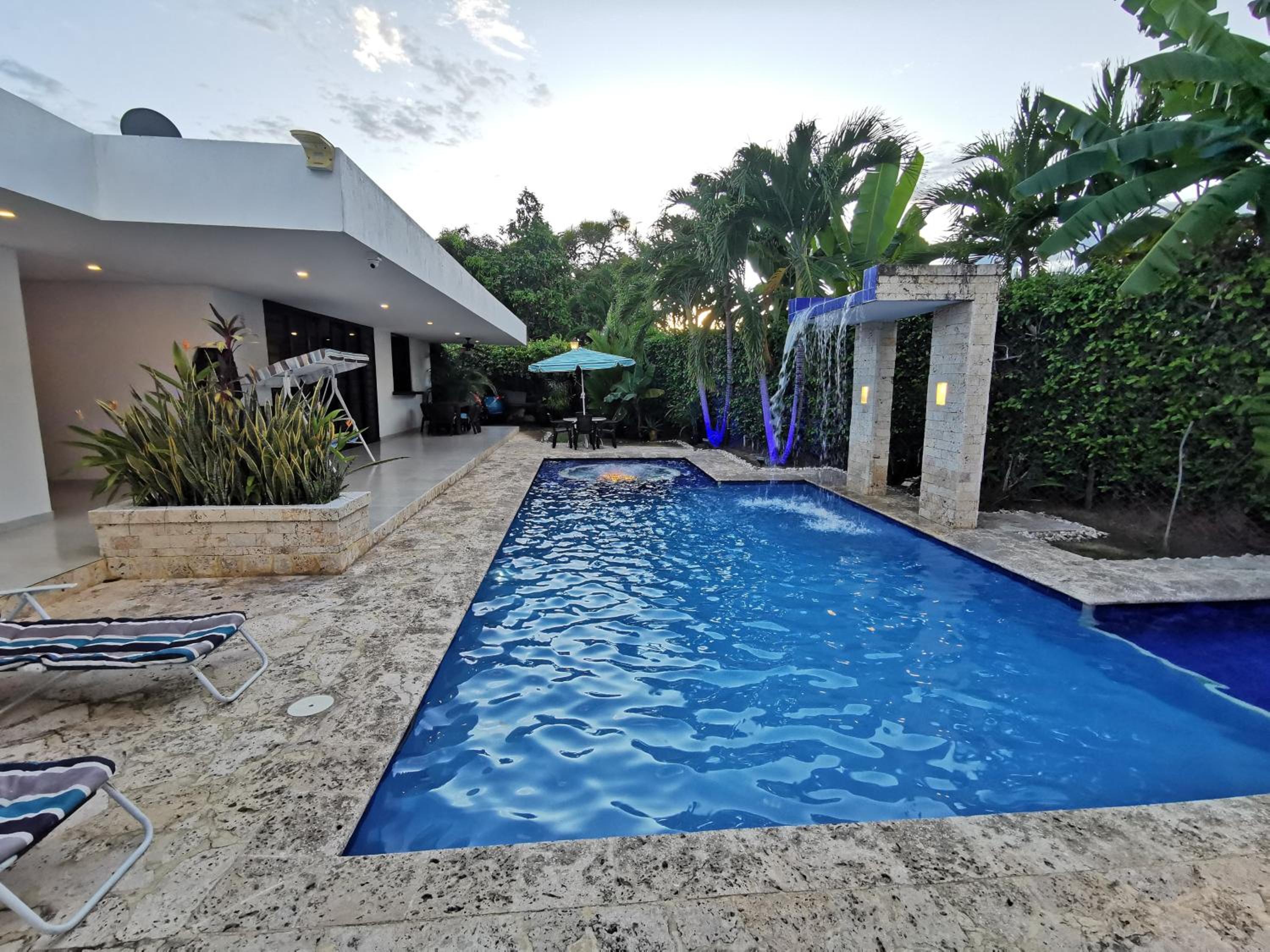 Casa condominio santa ana