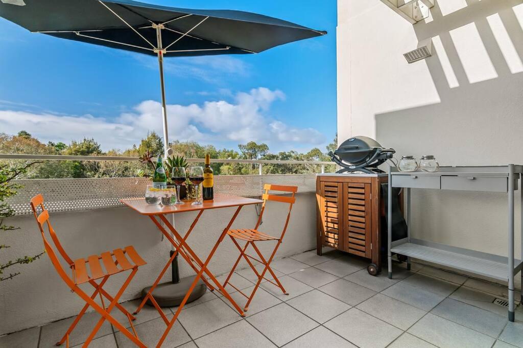 Port Melb Penthouse Resort 2BR 2PoolsSpaGym