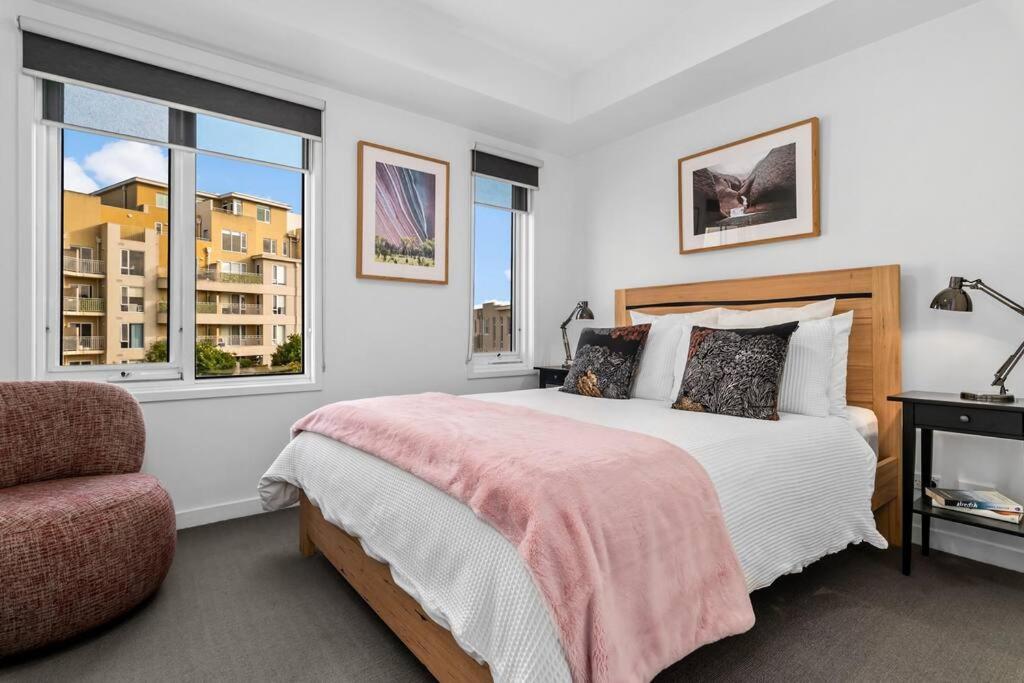 Port Melb Penthouse Resort 2BR 2PoolsSpaGym
