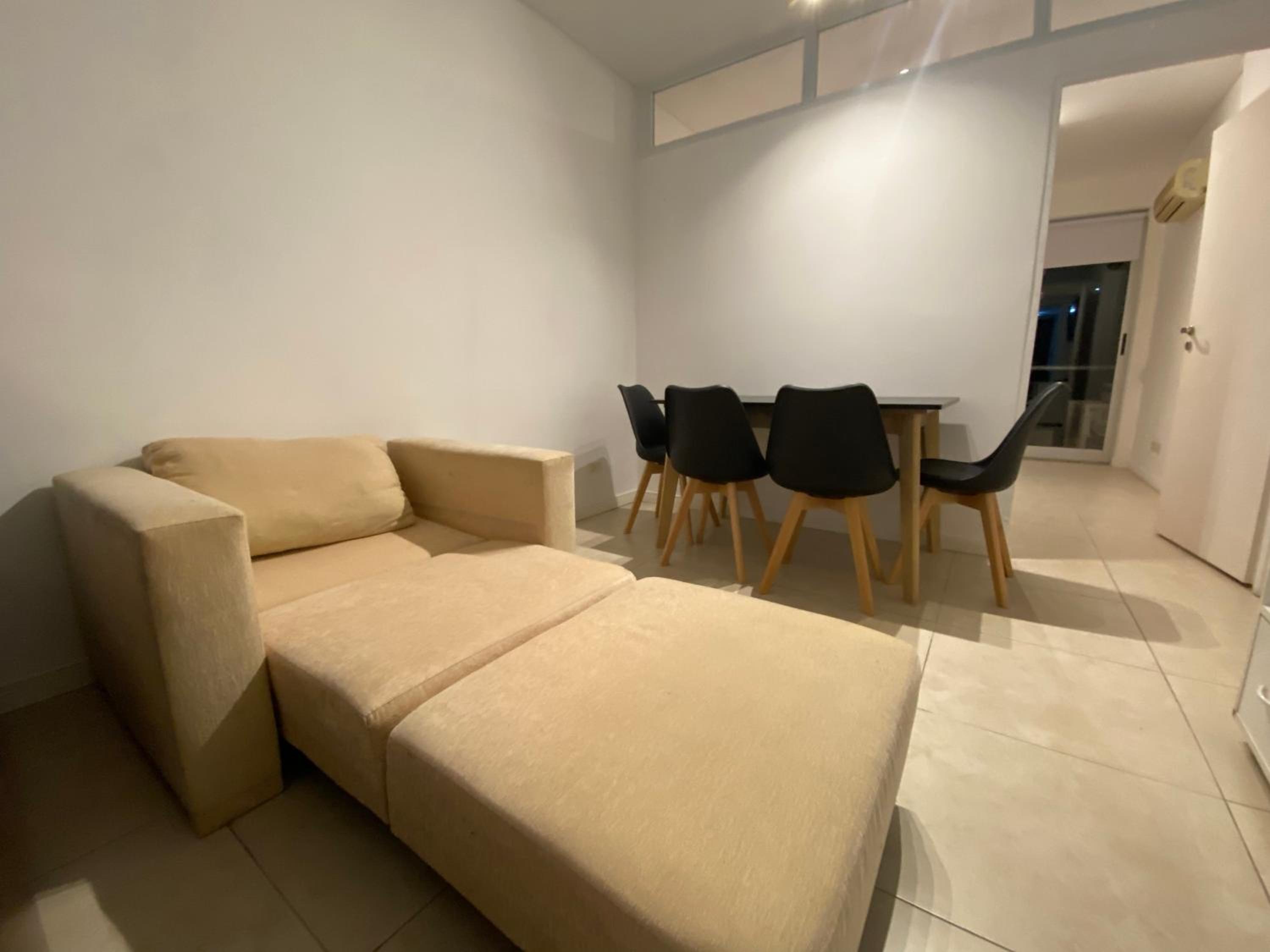 Monumental & Fleni Exclusive Apartment with Pool and Gardens