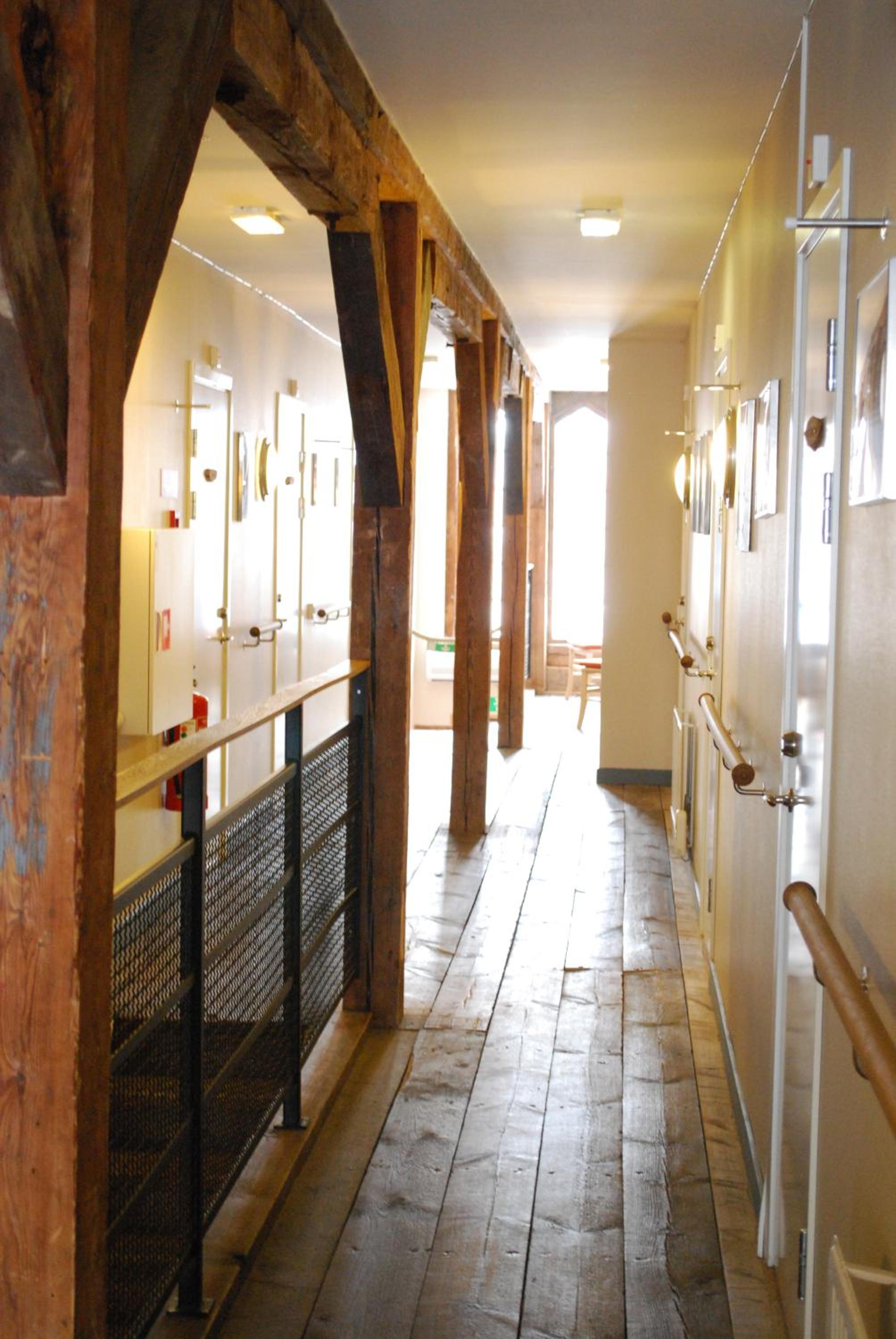 Photo 28