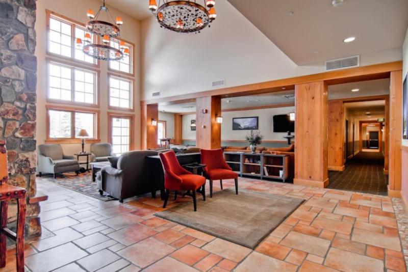 2 Bedroom Colorado Vacation Rental In River Run Village With Pool And Hot Tub Access