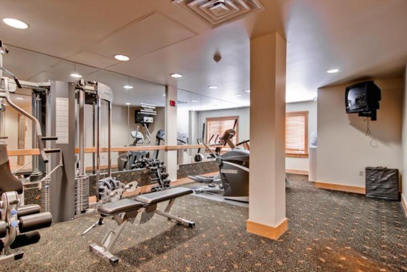 2 Bedroom Colorado Vacation Rental In River Run Village With Pool And Hot Tub Access