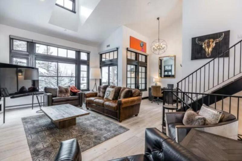 Beaver Creek Meadows Townhomes 4 Bedroom Luxury Vacation Rental view 5