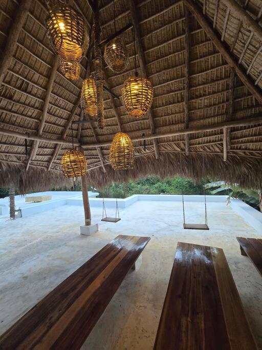 Jungle Rooftop Villa, near beach