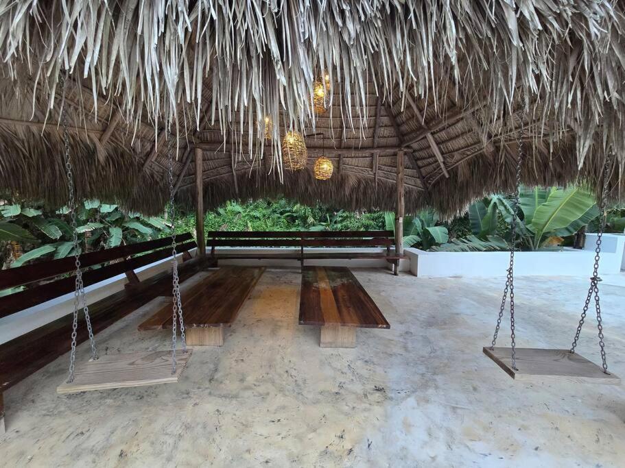 Jungle Rooftop Villa, near beach