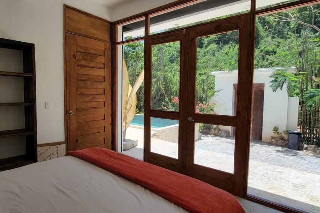 Jungle Rooftop Villa, near beach