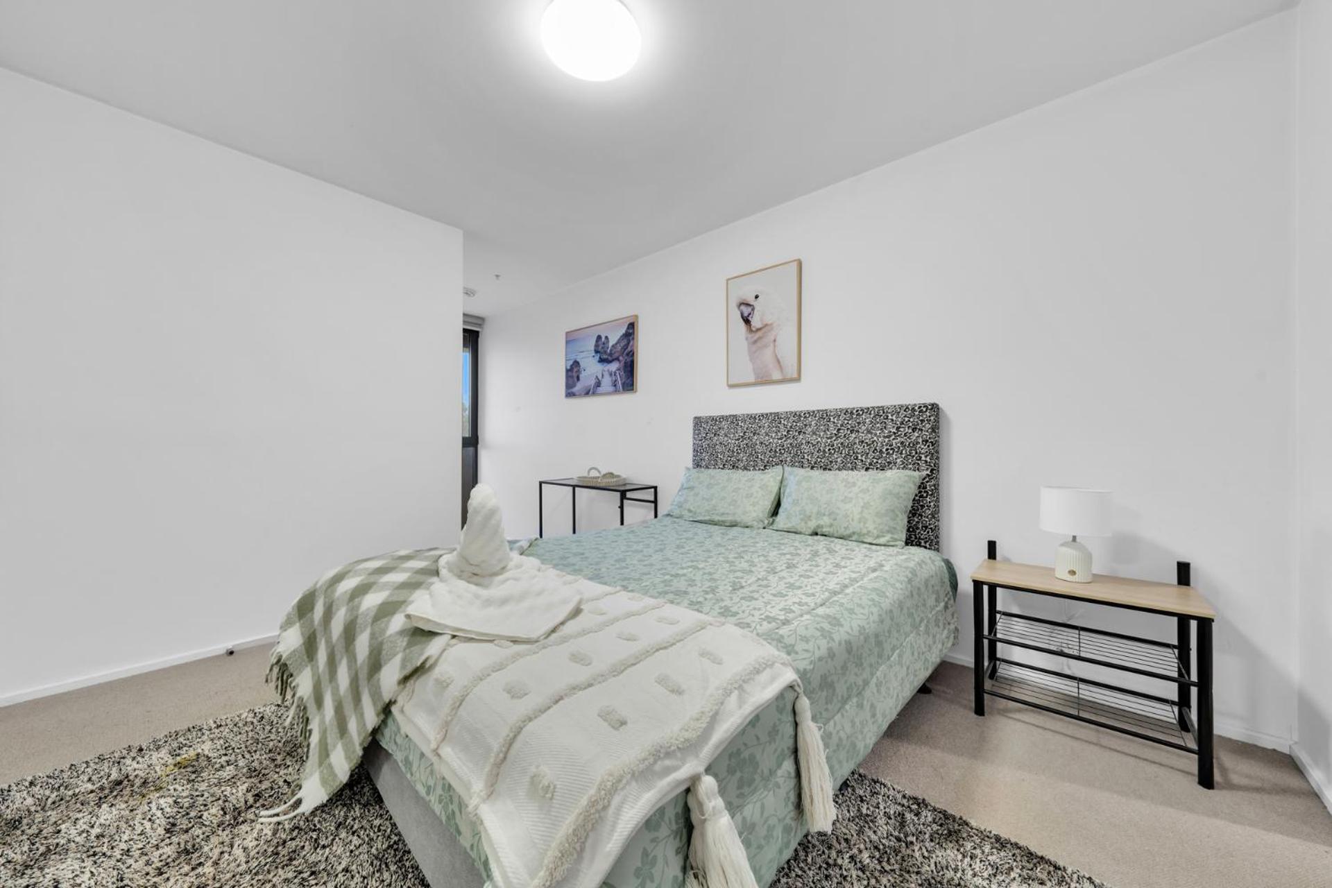 Parkview Apartment in Parkville