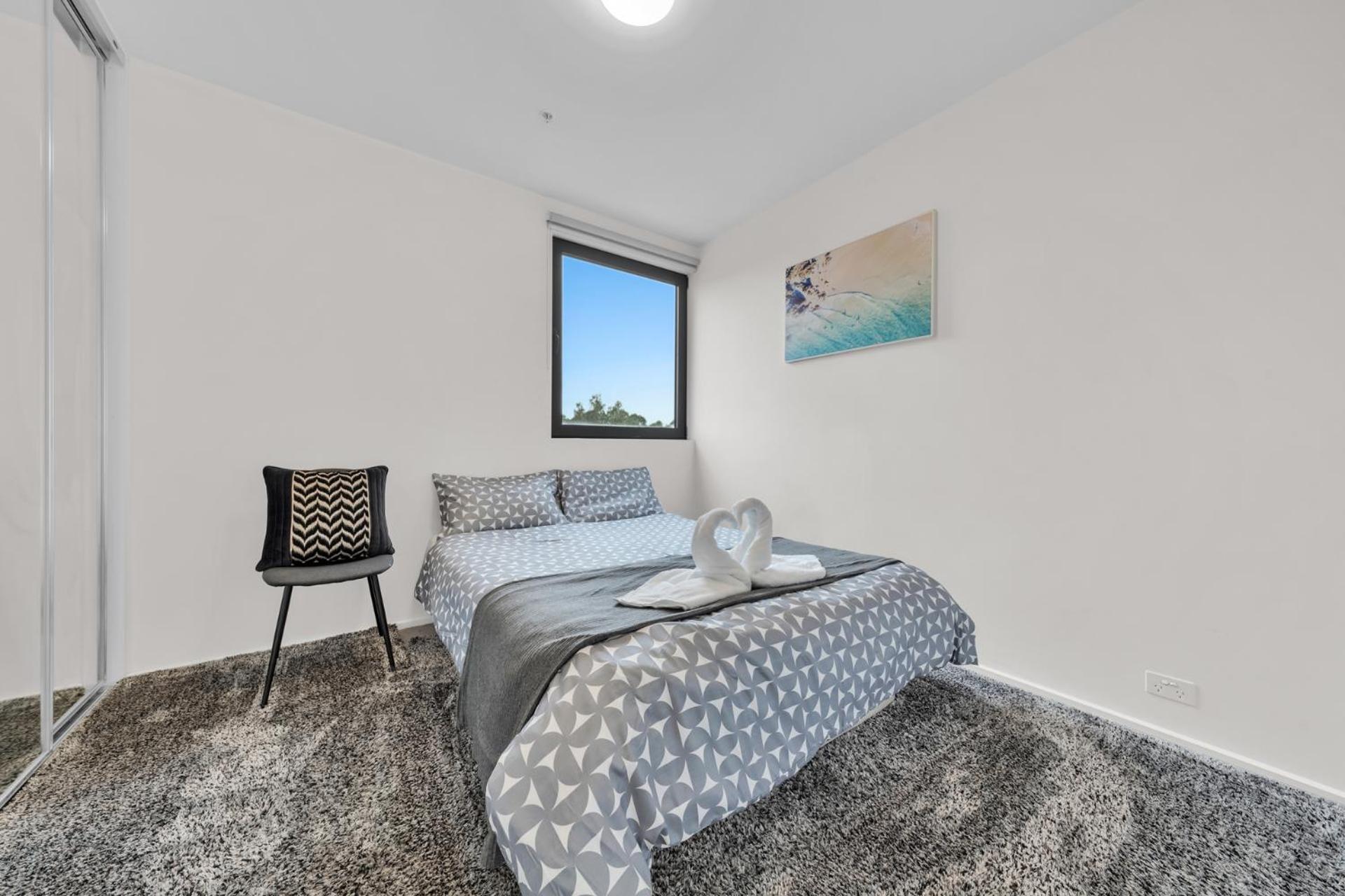 Parkview Apartment in Parkville
