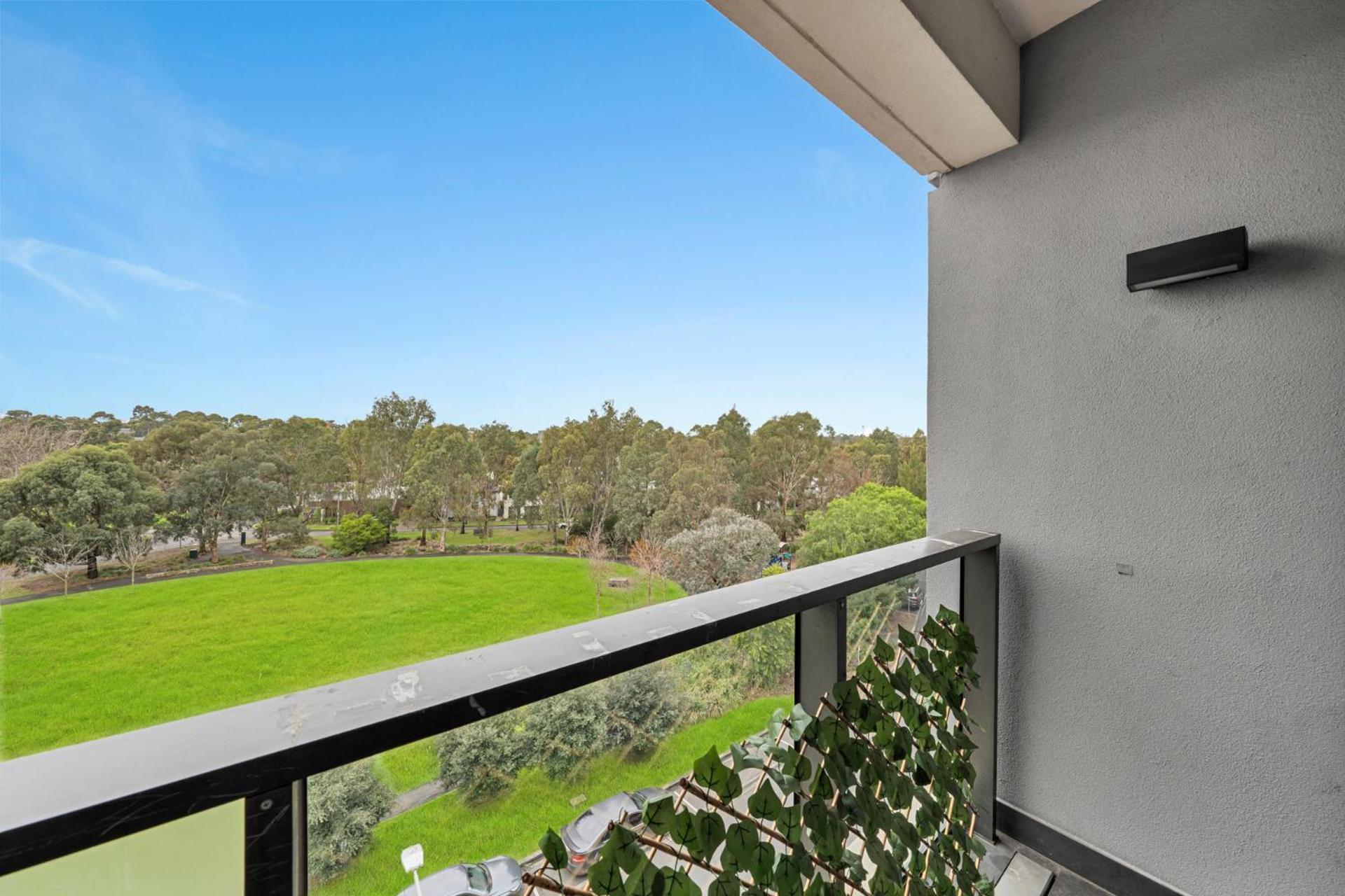 Parkview Apartment in Parkville