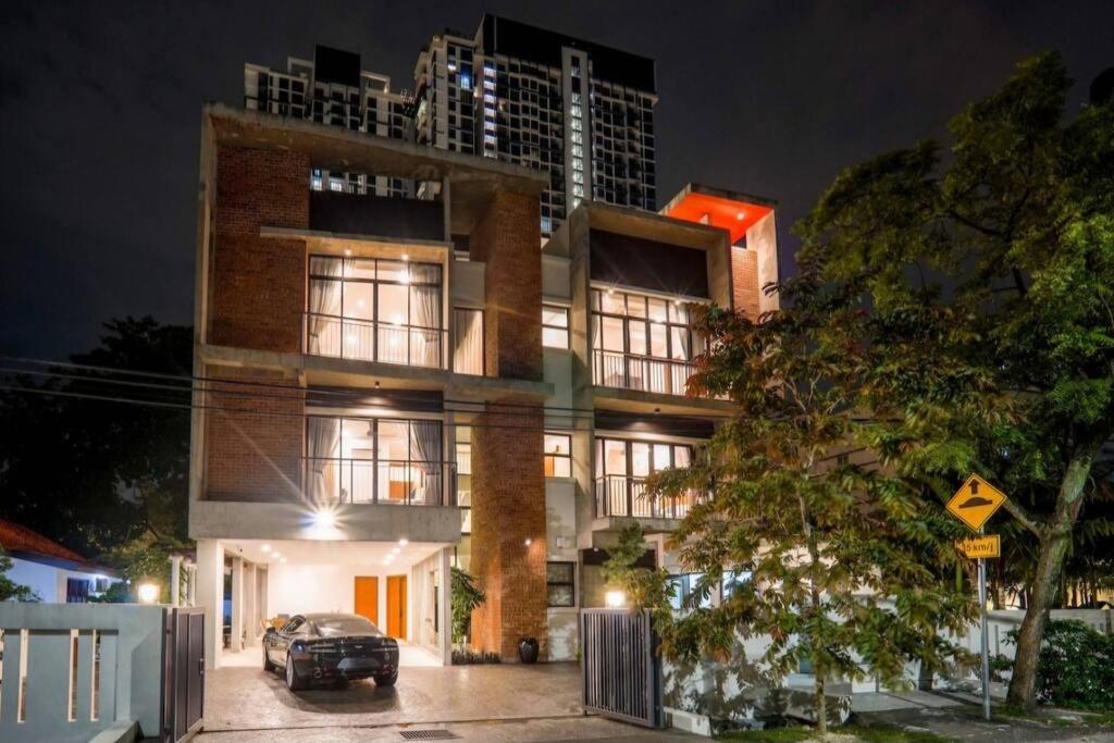 The Heritage Mid Valley l KL Sentral l 8 Pax