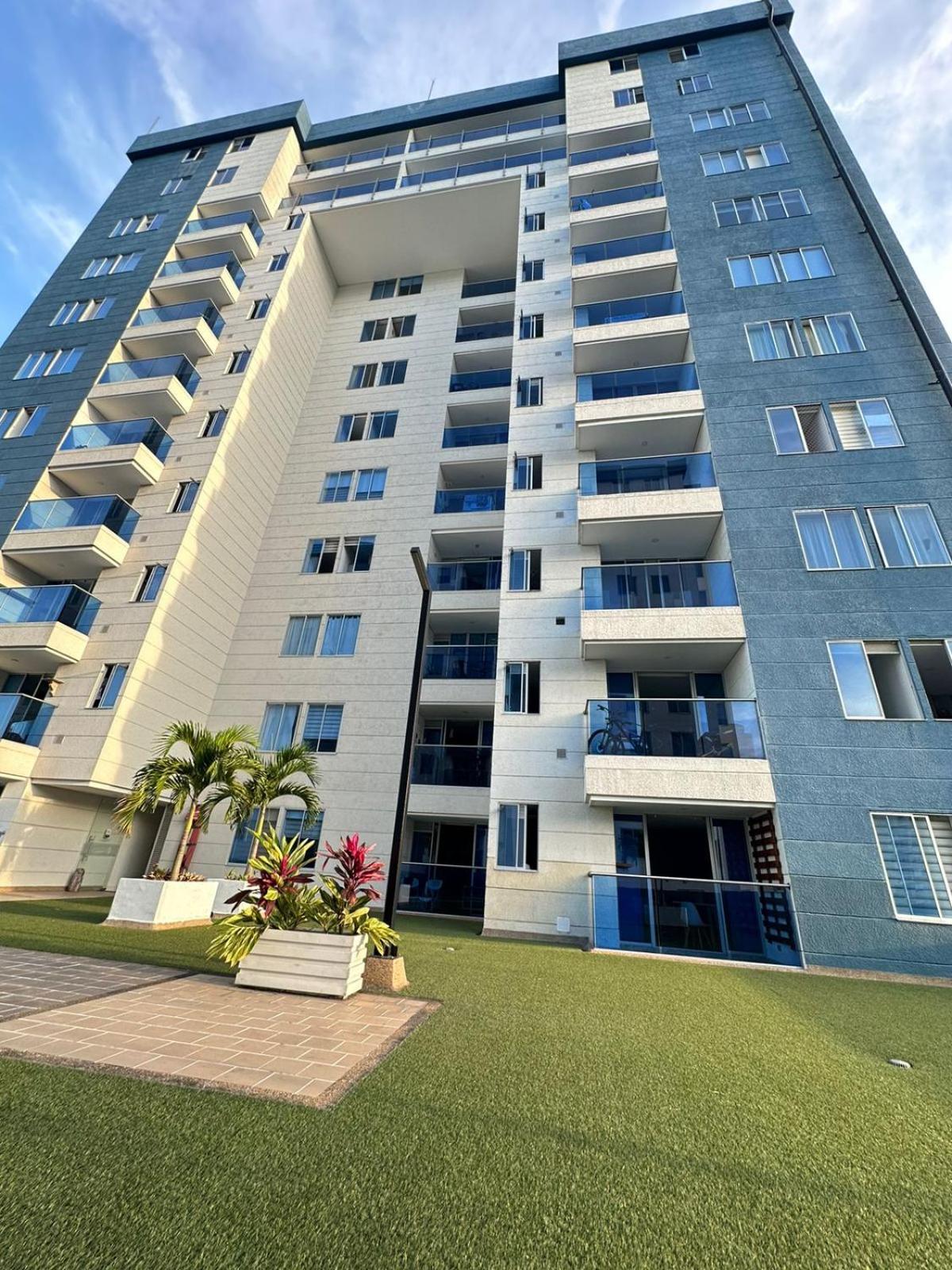 Apartamento de lujo en ibague cerca al parque deportivo y centros comerciales