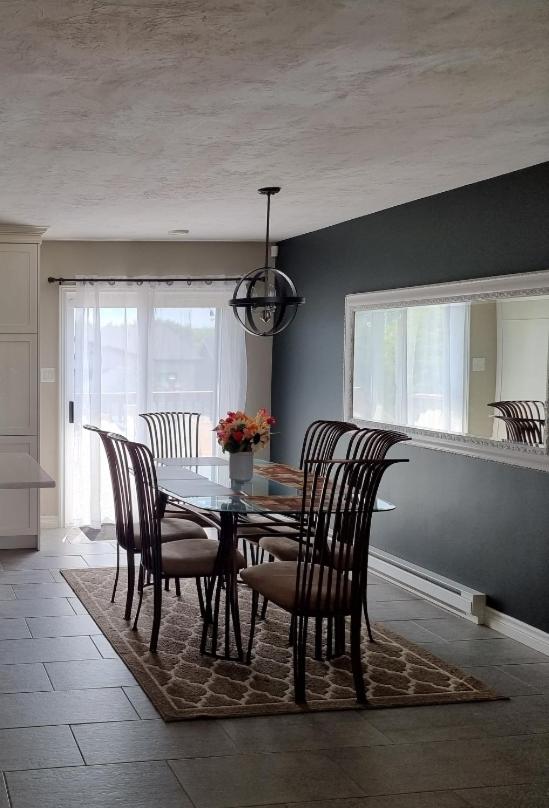 2 bhk for rent in Dieppe near Airport
