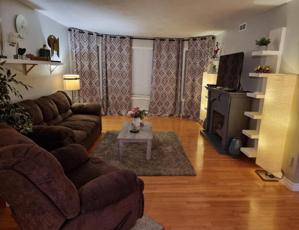 2 bhk for rent in Dieppe near Airport