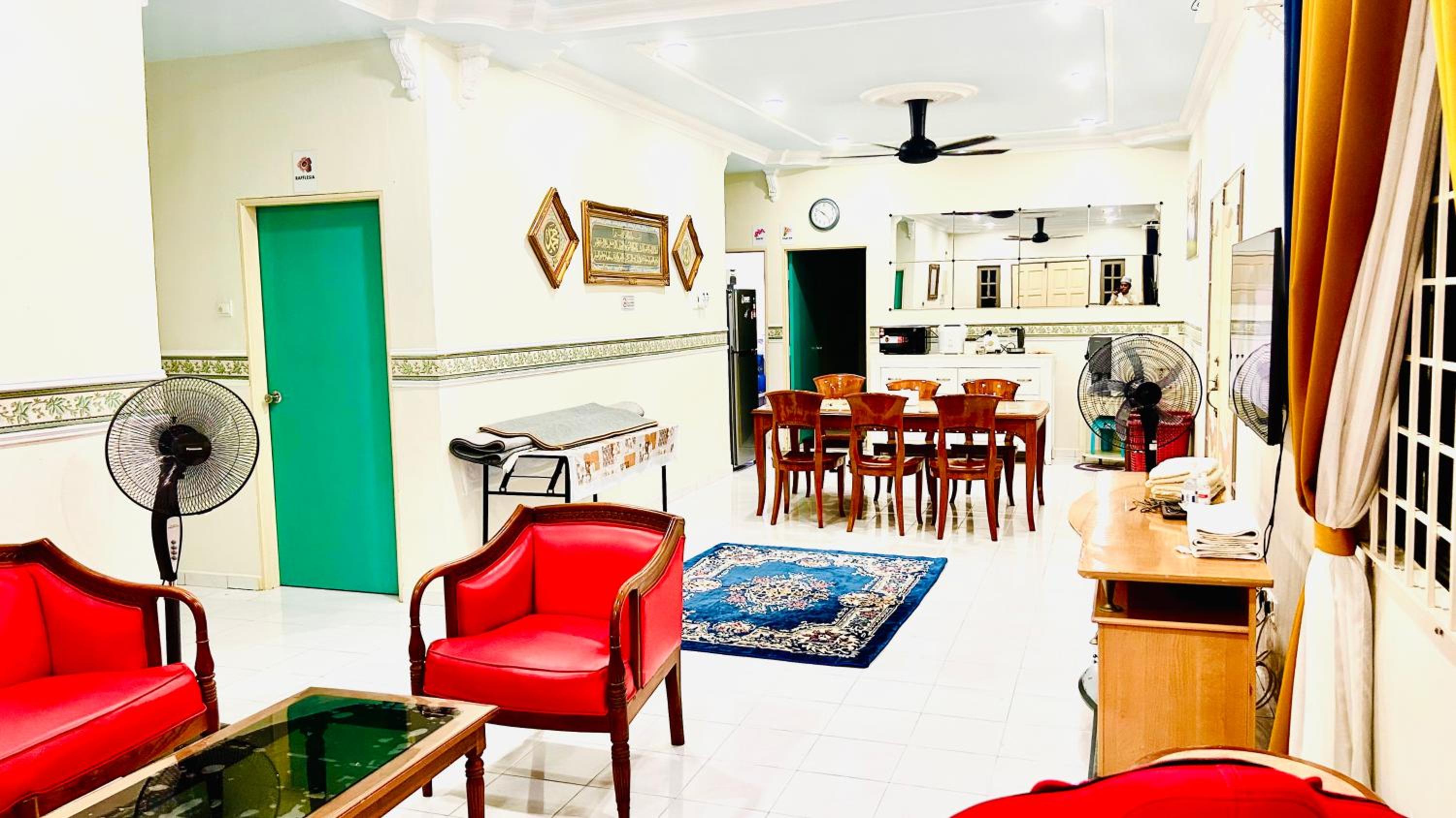 MZ Homestay Private Swimming Pool photo 5