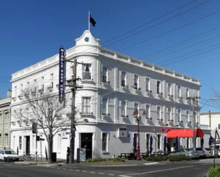 Boutique Art Deco Apt, Beach, Park, Shops, Cafes F1