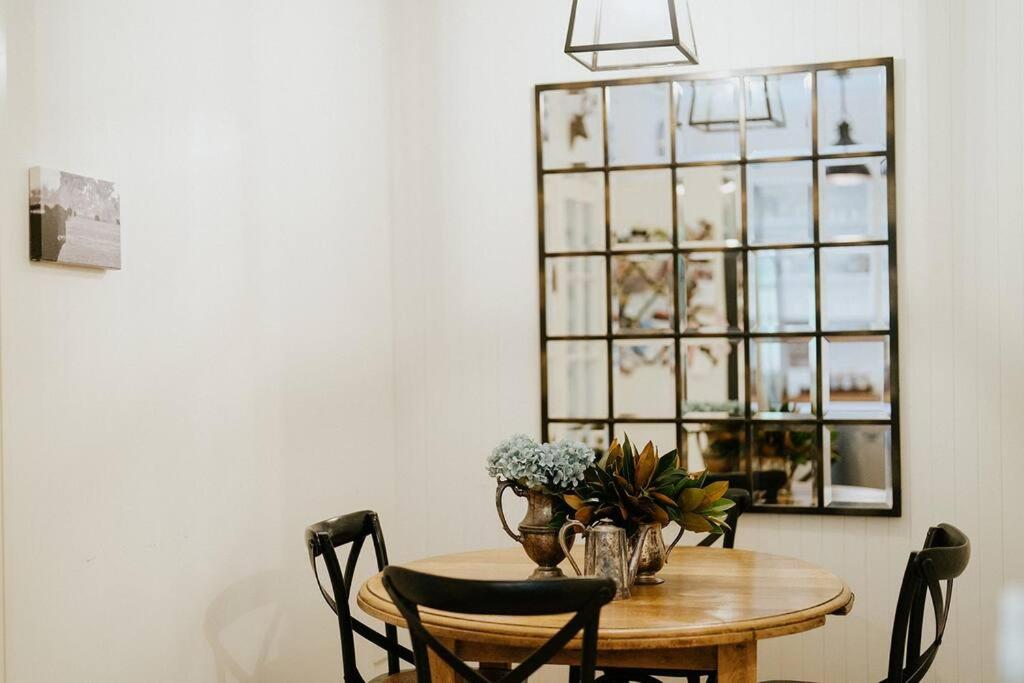 The Croft - Enchanting Bowral stone cottage