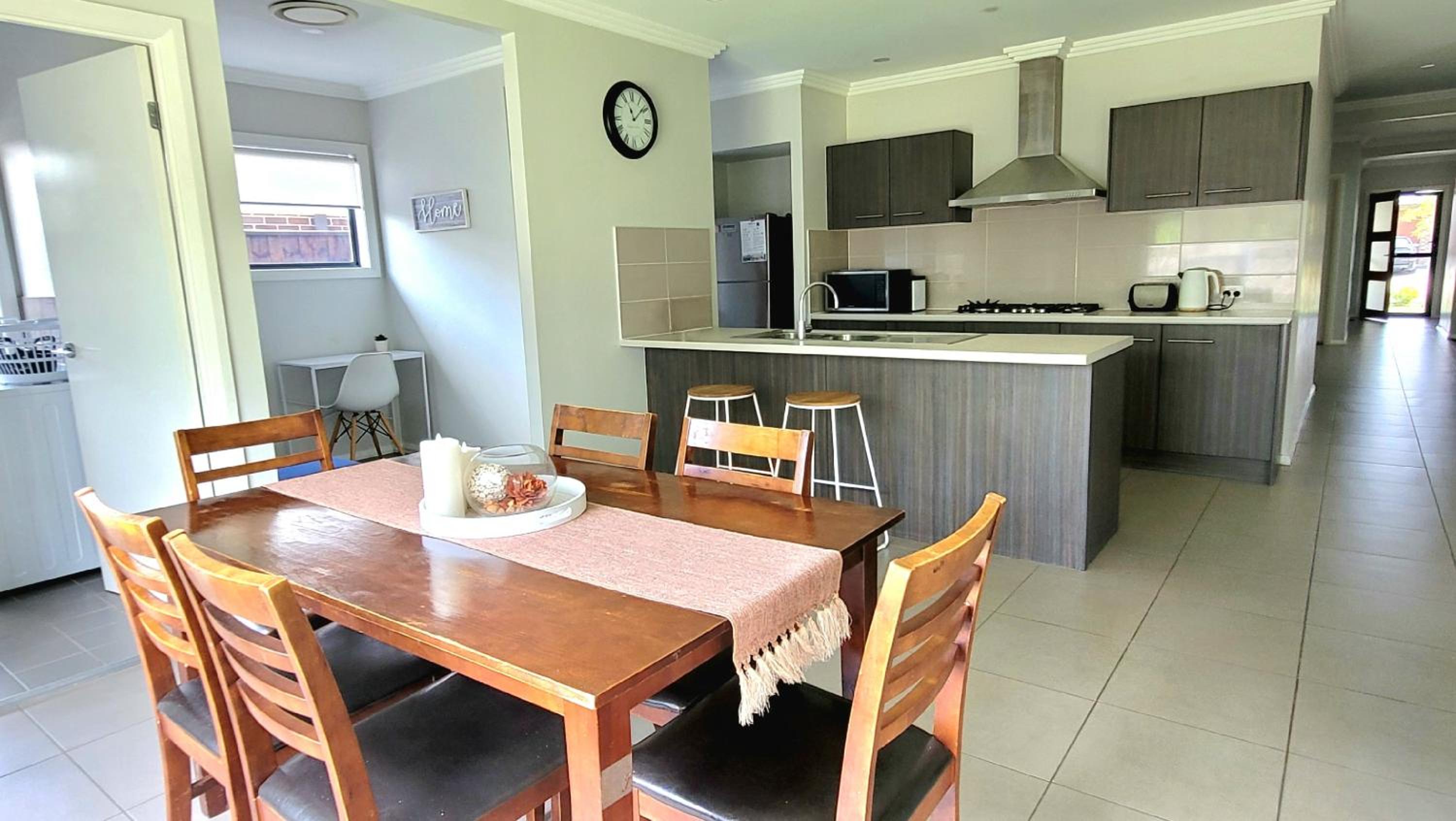 Gledswood Hills, The Cloverhill Charm
