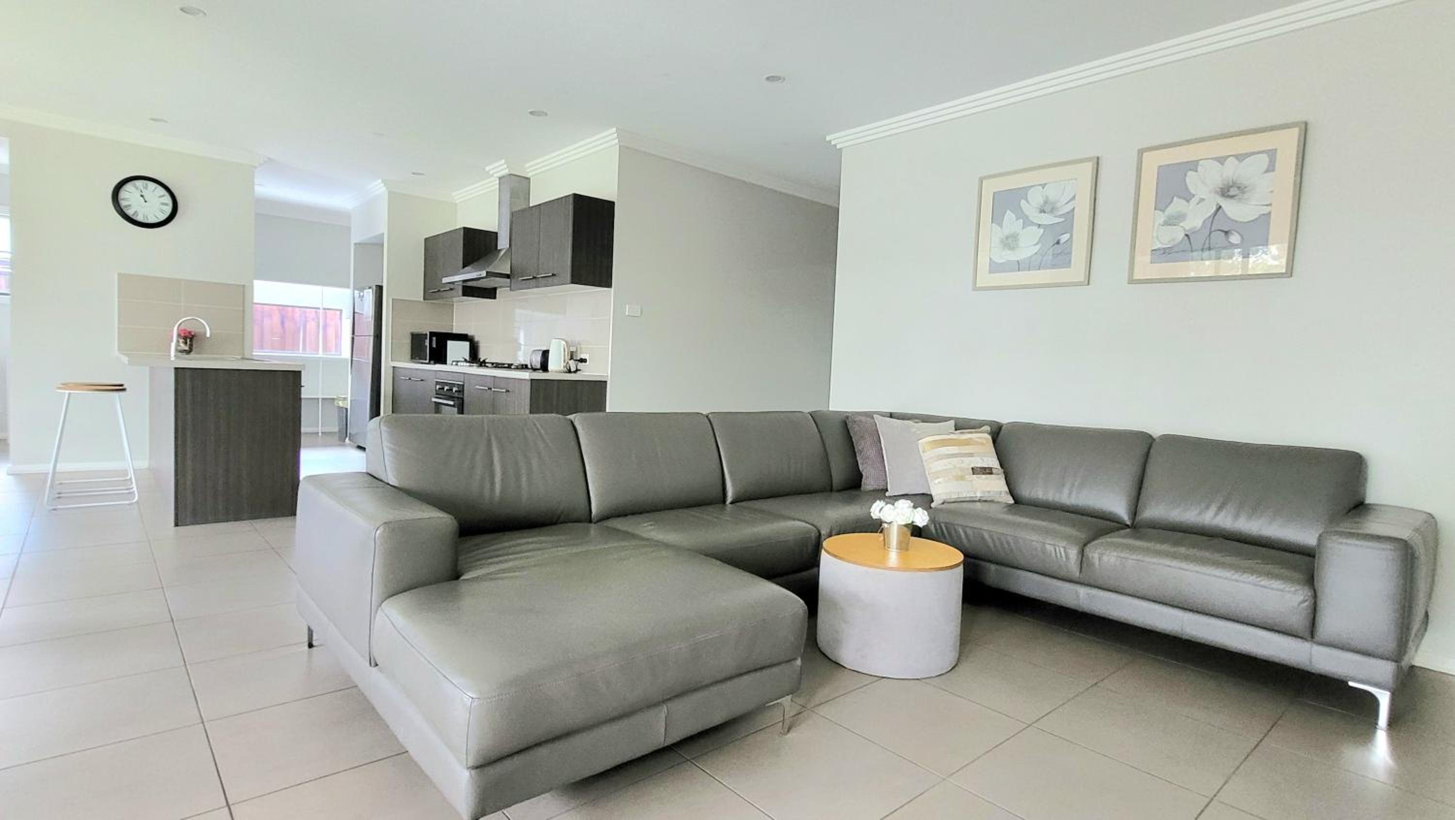 Gledswood Hills, The Cloverhill Charm