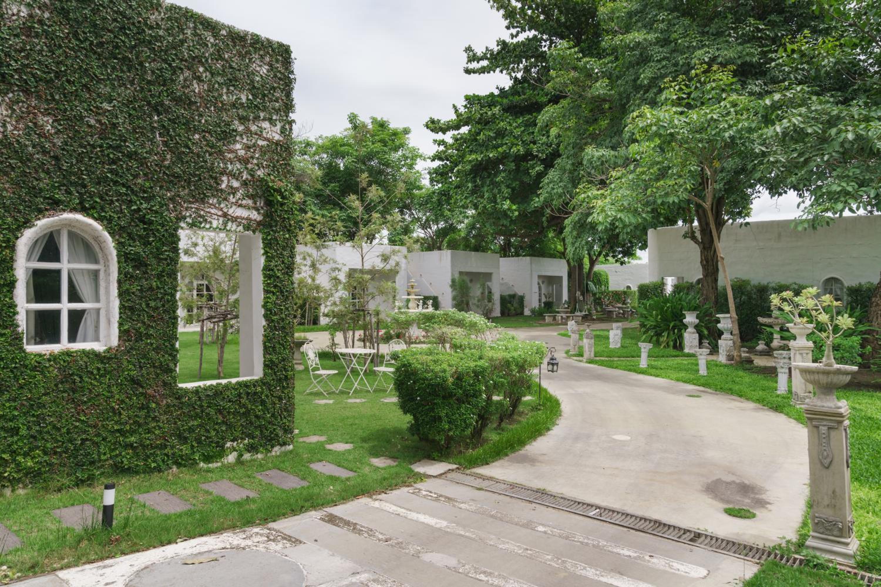 Villa La Flora Kanchanaburi