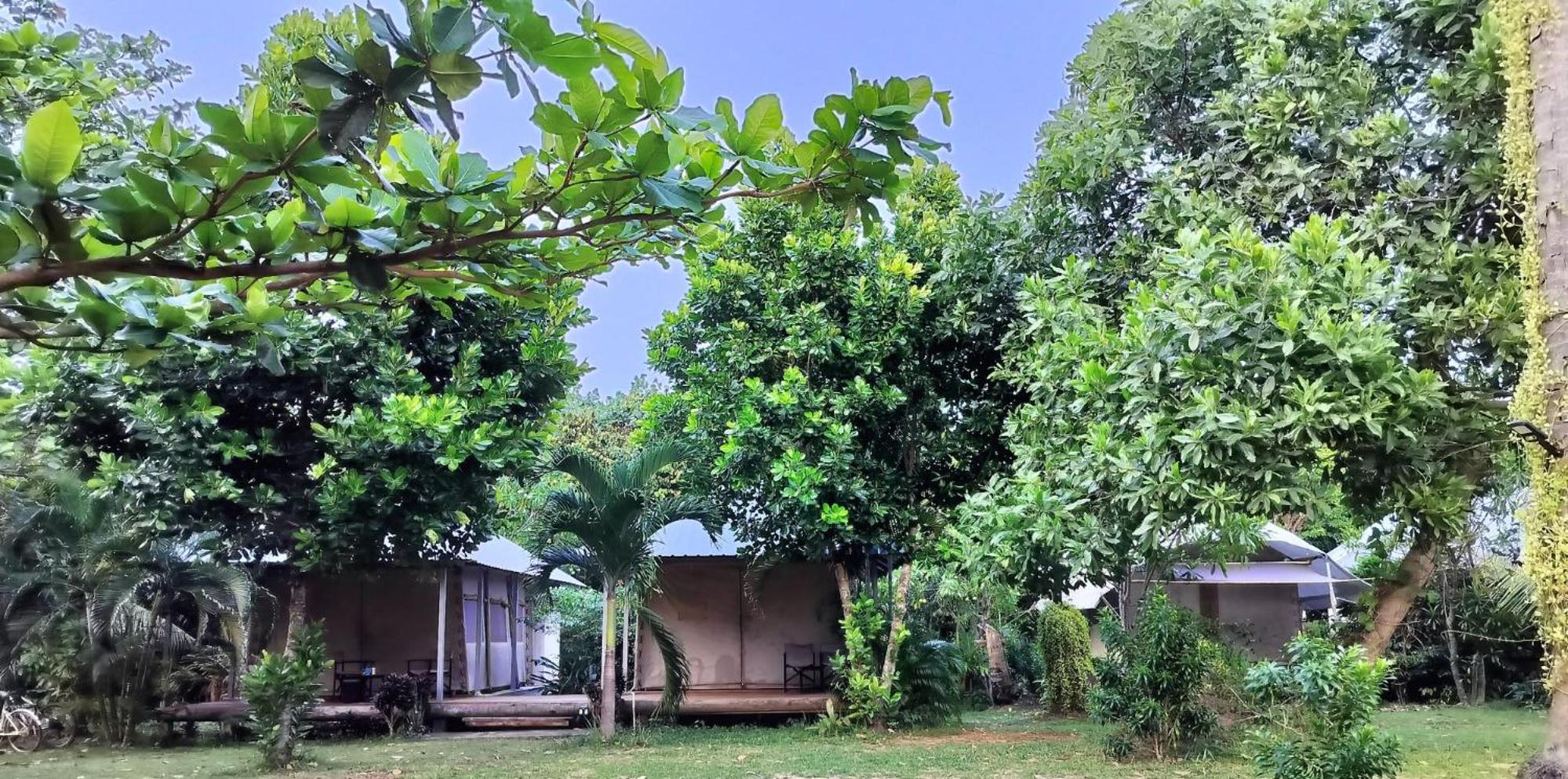 Naivacha Tent Koh Mak
