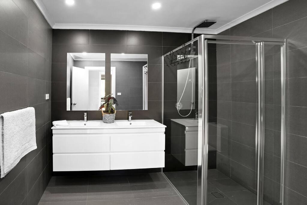 Teds Place Close to Bowral Town