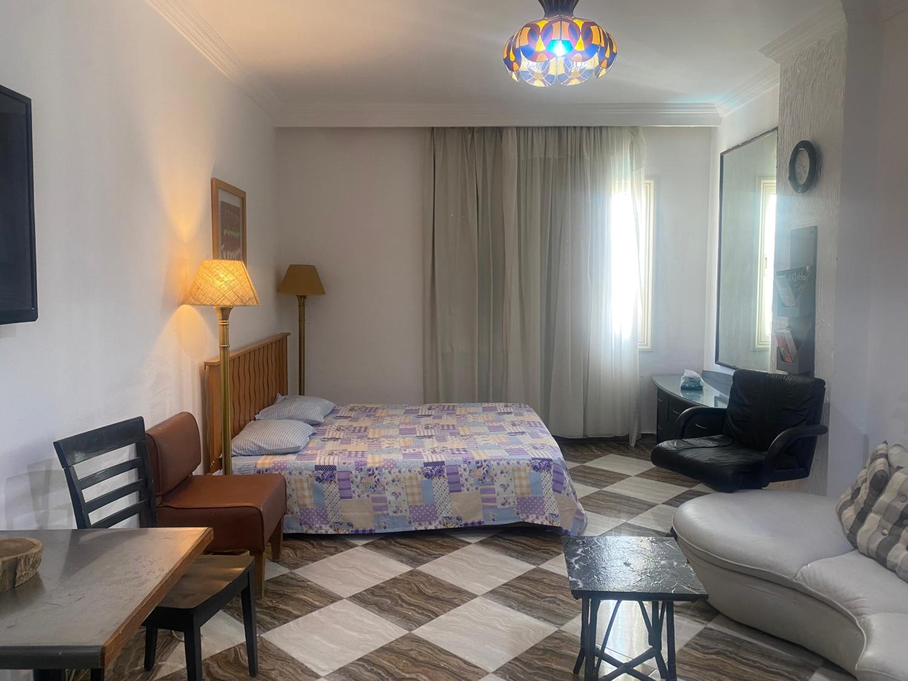 Superb Private Bedroom with Bathroom Exquisite Location
