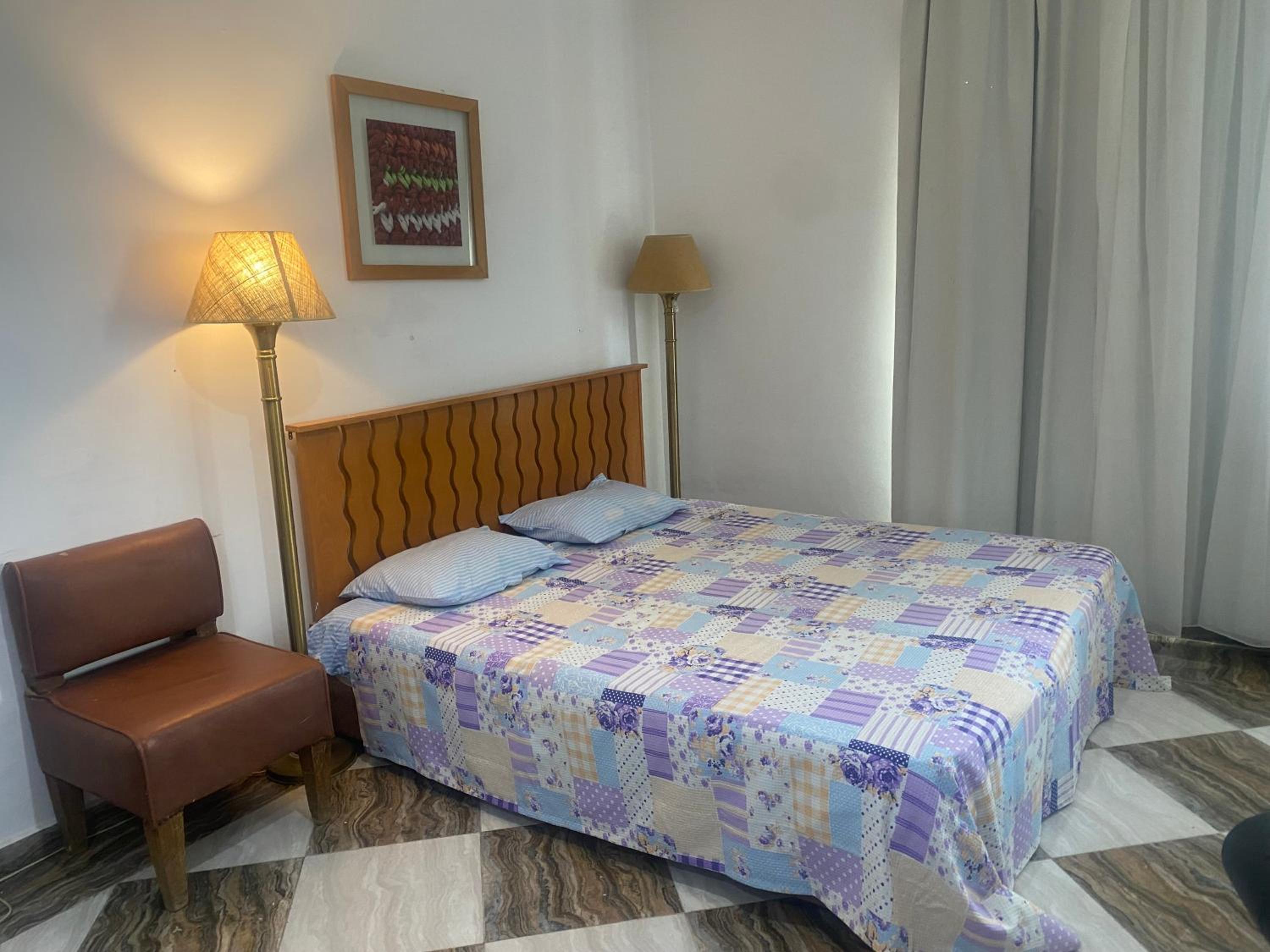 Superb Private Bedroom with Bathroom Exquisite Location