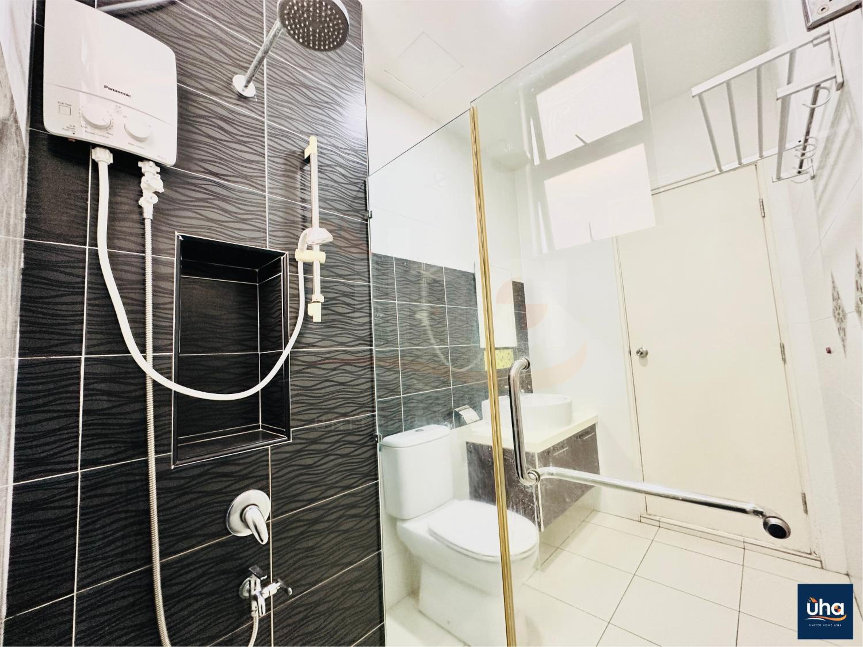 The Platino Skudai near Paradigm Mall by RR JBcity