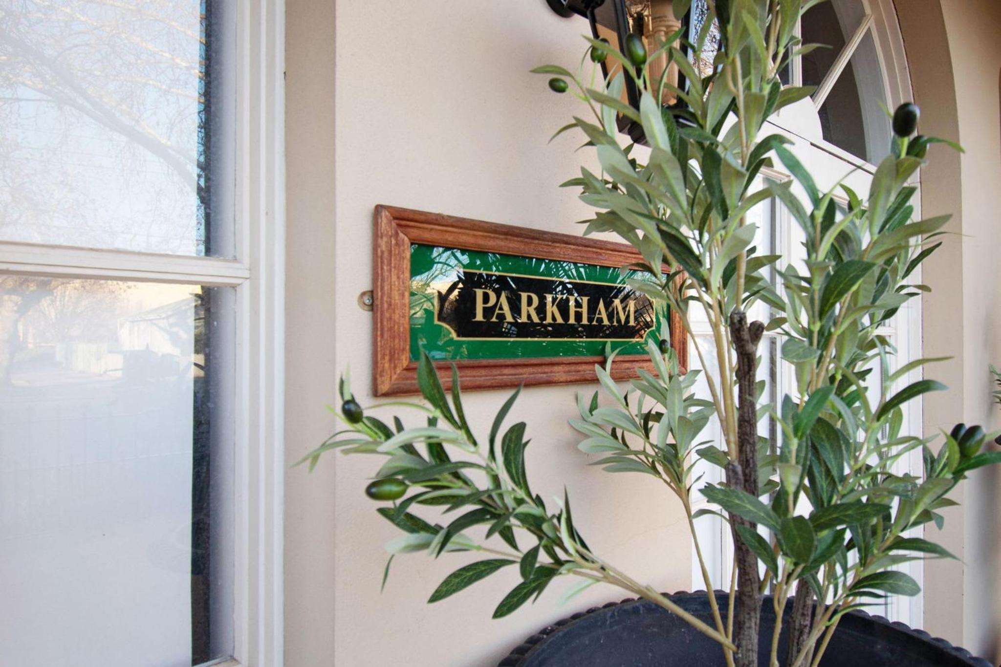 Parkham - CBD, Elegant Townhouse