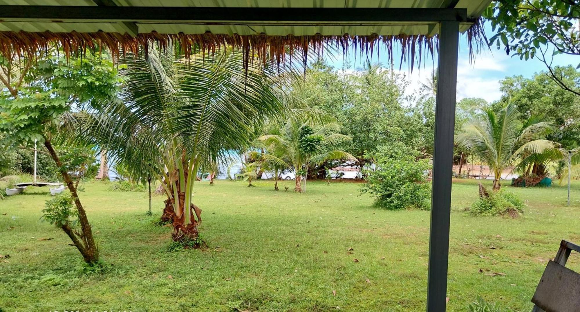Naivacha Tent Koh Mak