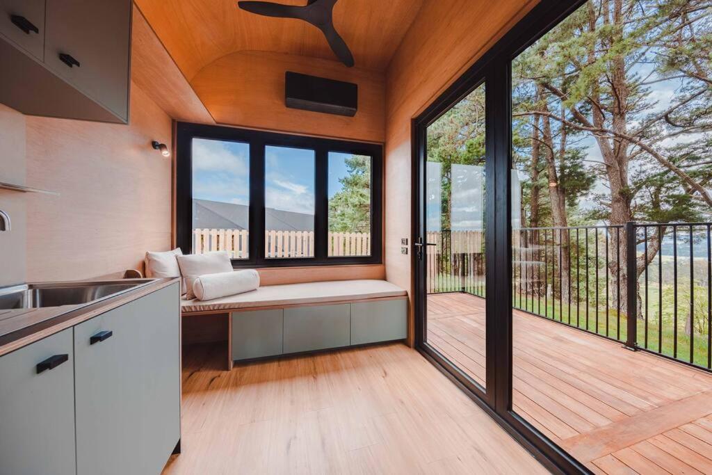 Tiny family getaway - breathe in the country air