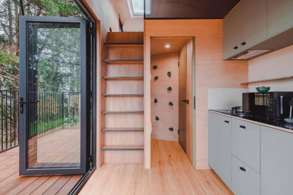 Tiny family getaway - breathe in the country air