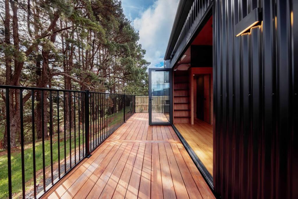 Tiny family getaway - breathe in the country air